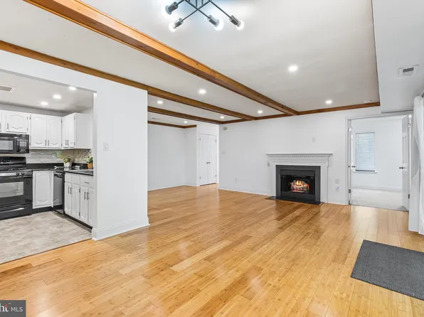 504 Mountainview Dr #504, Wayne, PA 19087