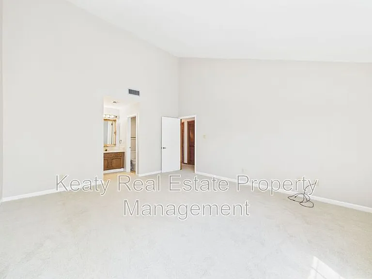604 Briargate Walk Cir — Photo 15