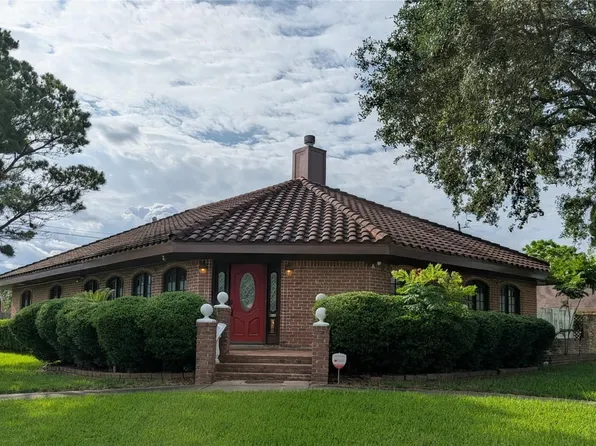 6303 Lugary Dr, Houston, TX 77036