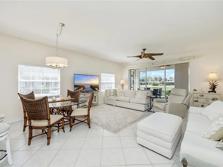 8200 Saratoga Dr #401 — Photo 9