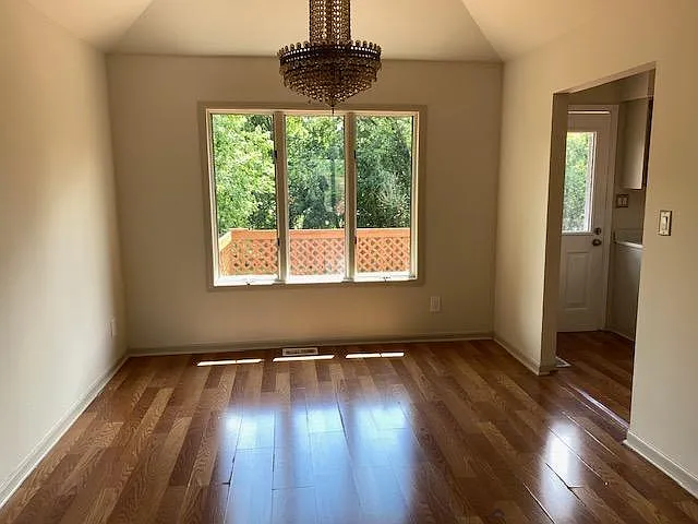 1534 E Valley Pl — Photo 12