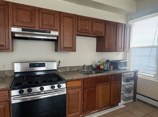 98 Winthrop St APT 3, Boston, MA 02119