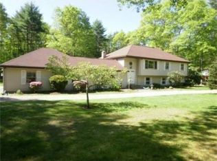 15 Colarusso Dr, Middleboro, MA 02346
