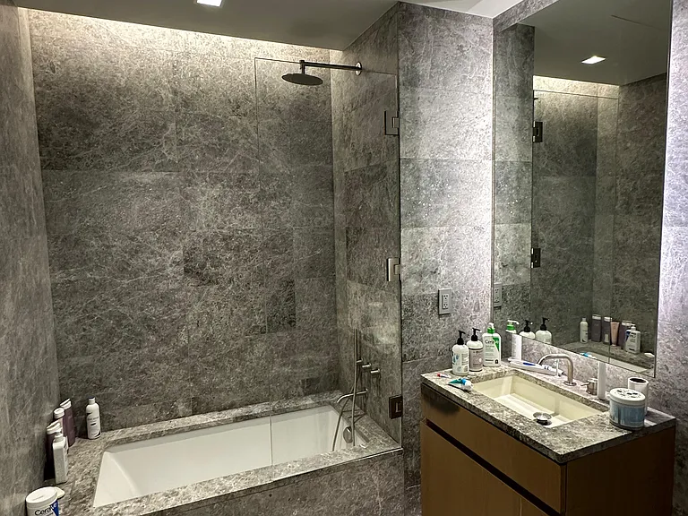 611 W 56th St #6D — Photo 7