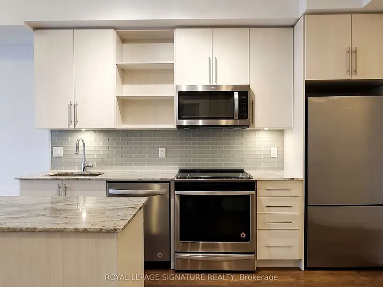 4655 Glen Erin Dr #1601 — Photo 3