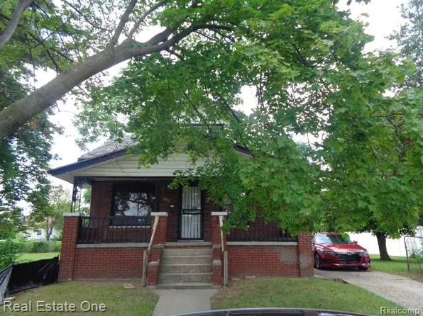 18025 Brinker St, Detroit, MI 48234