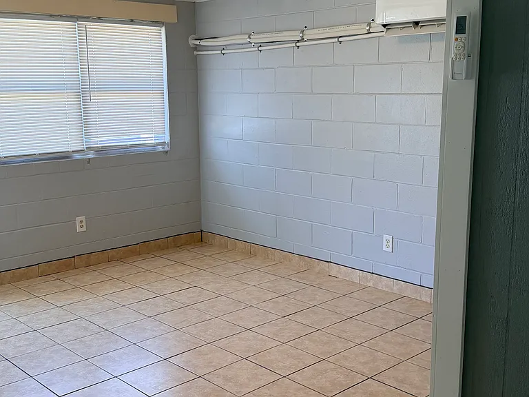 2451 Gervais St #A — Photo 17