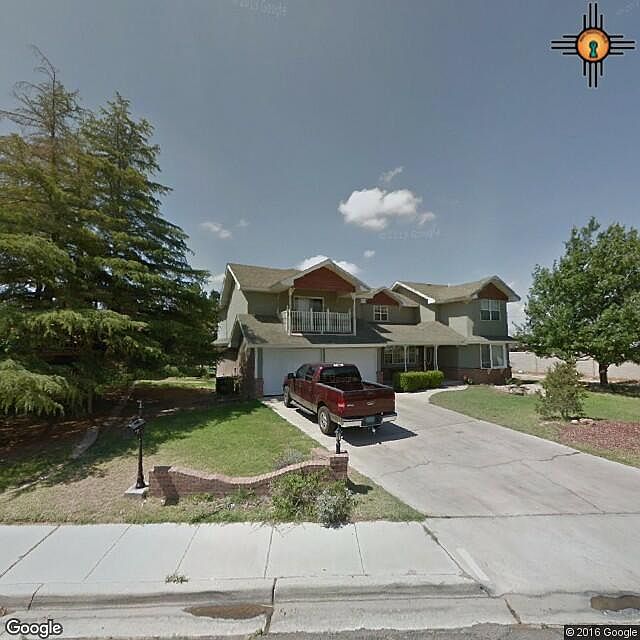 1st image of 831 E Highland Dr