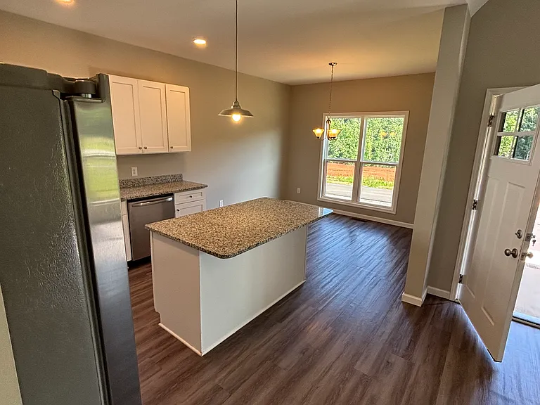 0 Sneed Blvd — Photo 12