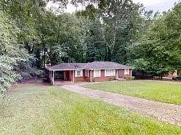 3944 Creel Dr, Lithia Springs, GA 30122