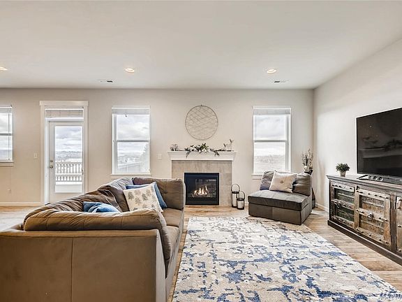 Open concept design is sure to please.