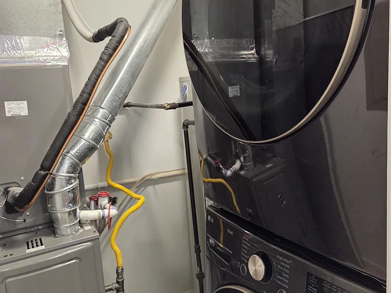 STACKABLE WASHER/DRYER