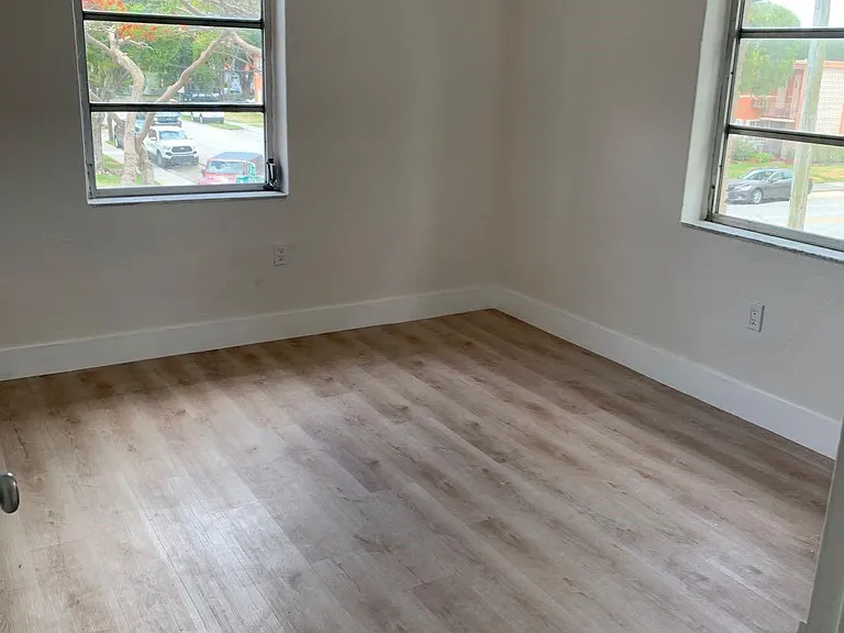 3591 SW 10th St #12B — Photo 9