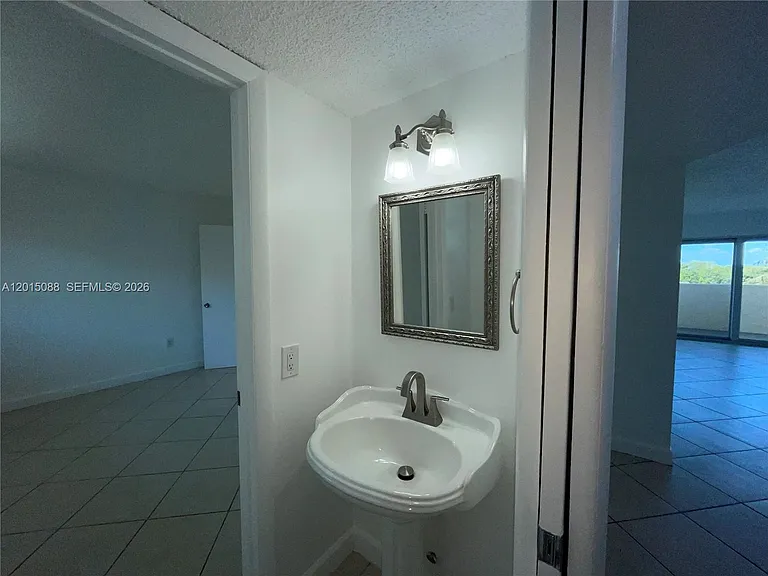 10300 Coral Way #B33 — Photo 13