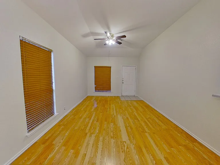 1705 Constantino Cir #B — Photo 3