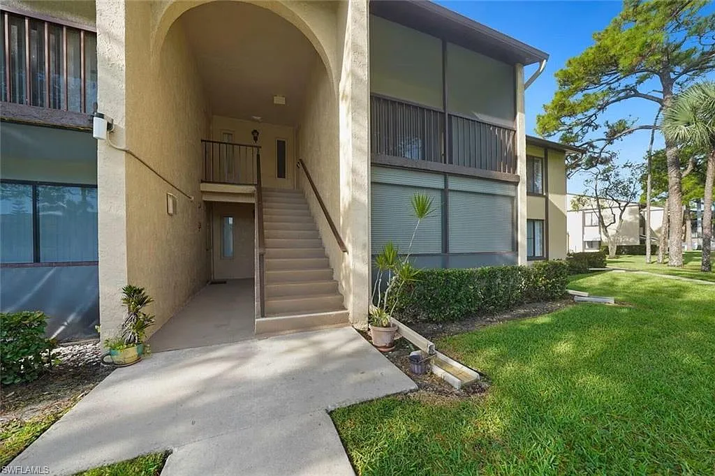 2 bed, 2.0 bath, 1111 sqft, $1,750 — Photo 1
