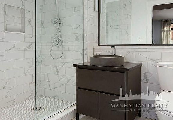 5th image of 125 Parkside Ave #3N