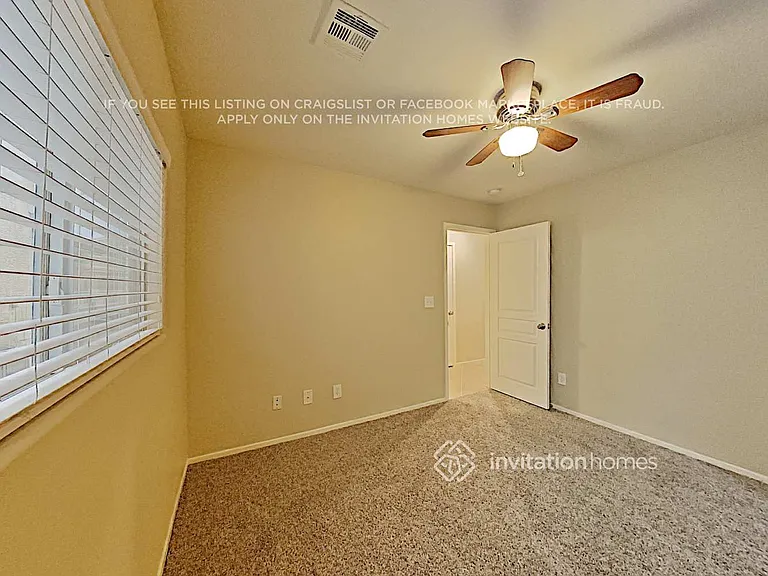 11675 Tierney Creek Dr — Photo 16