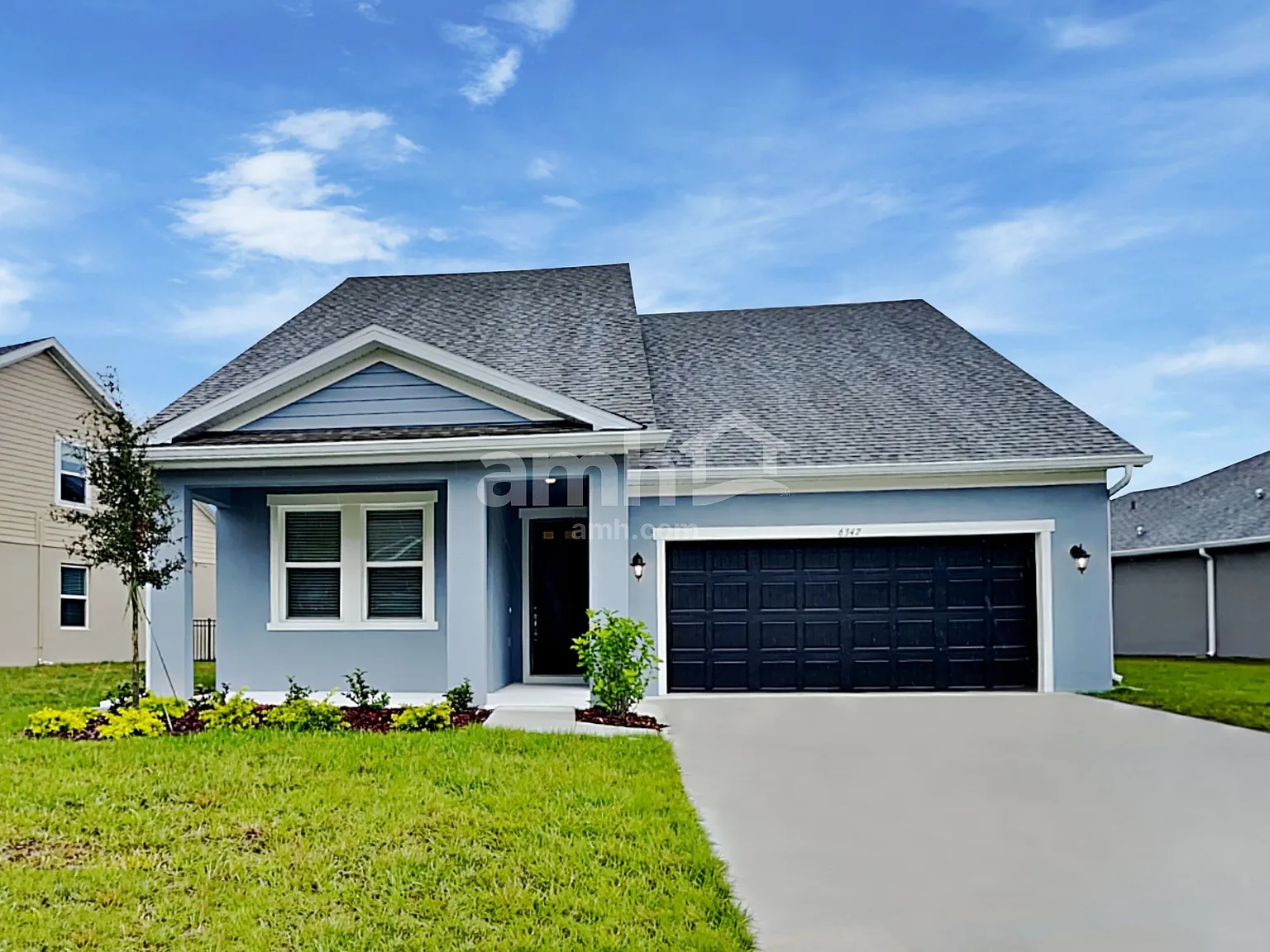 4 bed, 3.0 bath, 2222 sqft, $2,880 — Photo 1