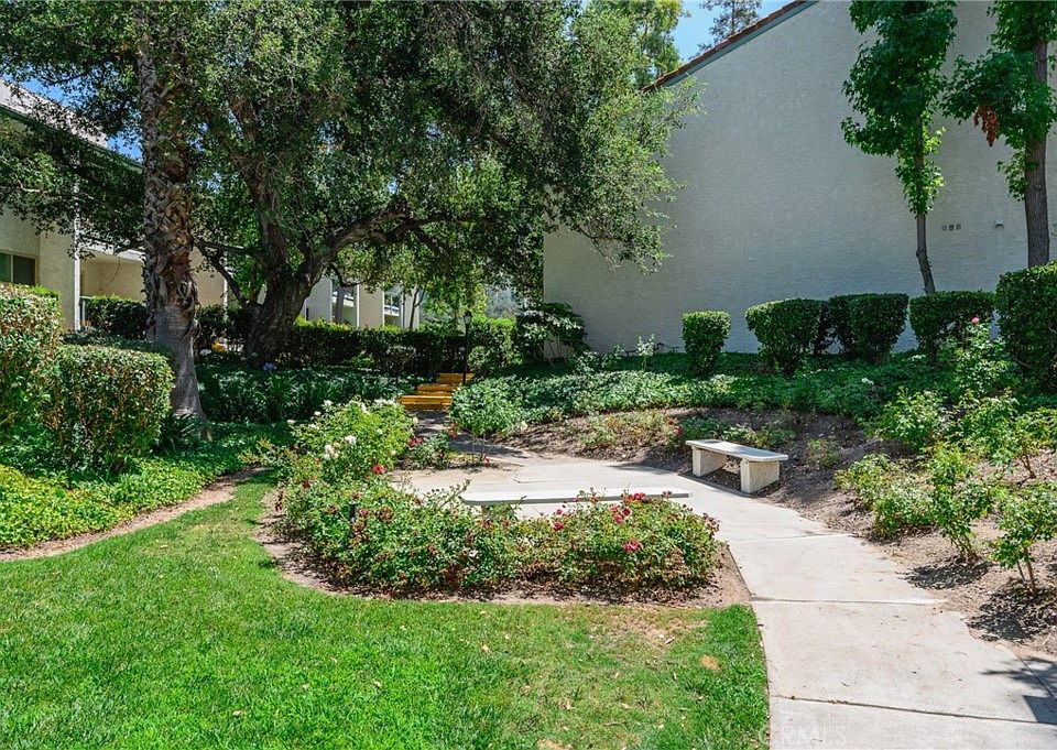 Oak Park Condominiums Calabasas, CA Zillow