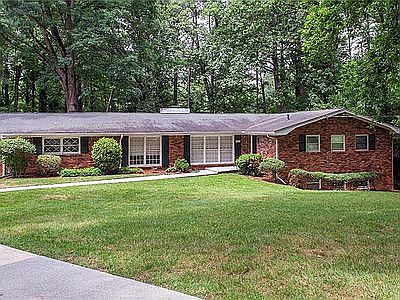2nd image of 3462 Embry Cir