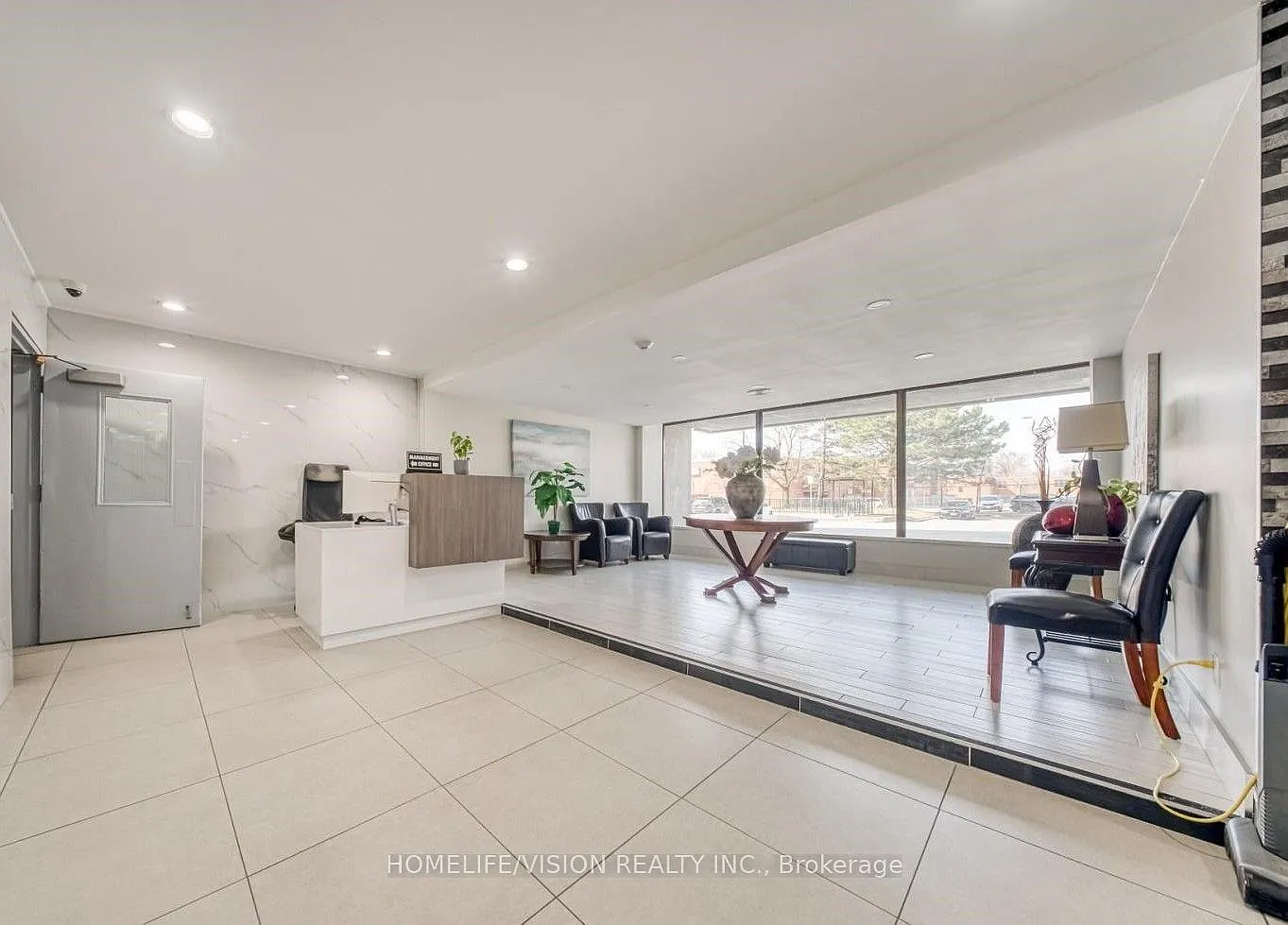 2 bed, $2,650 — Photo 2