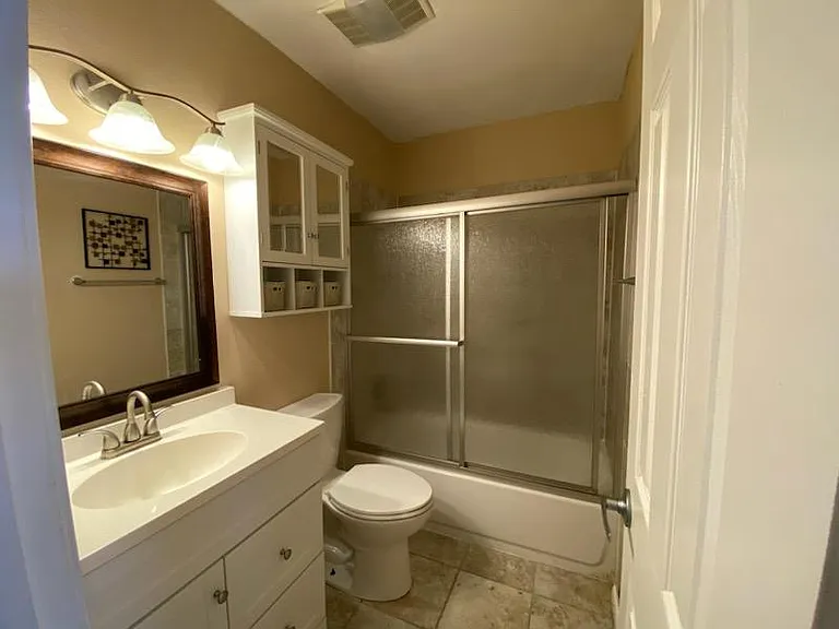 919 Melrose Dr — Photo 11