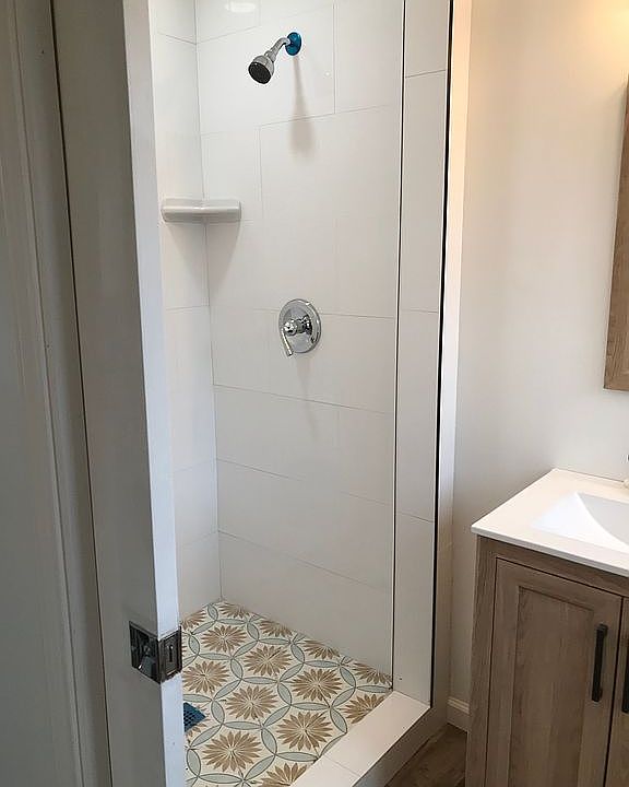 210 N Saunders St, Seguin, TX 78155 Zillow