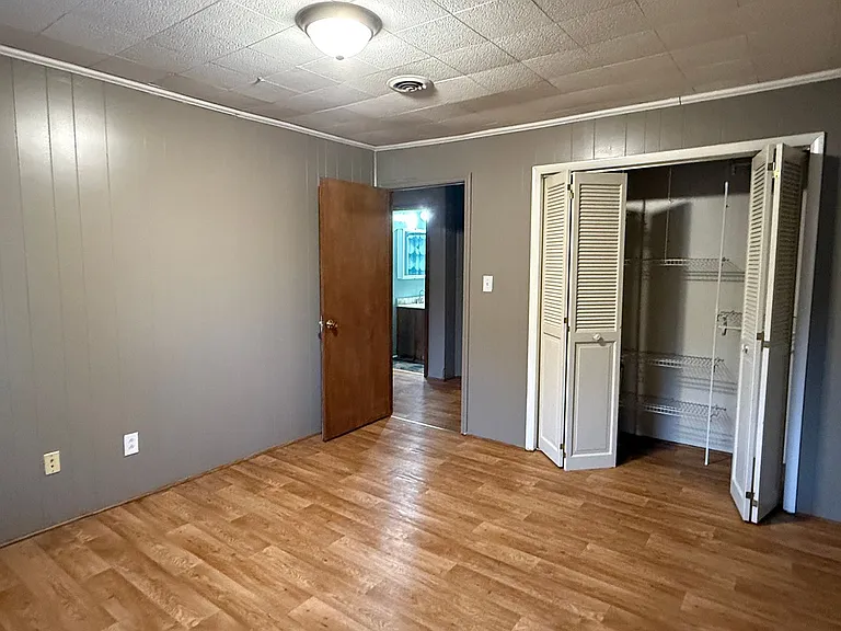 2506 Elizabethton Hwy — Photo 12