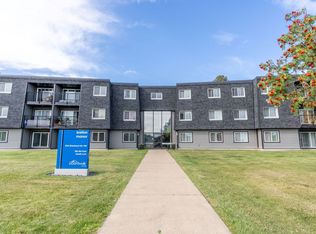 Breton Manor, Edmonton, AB T6H 4Z4