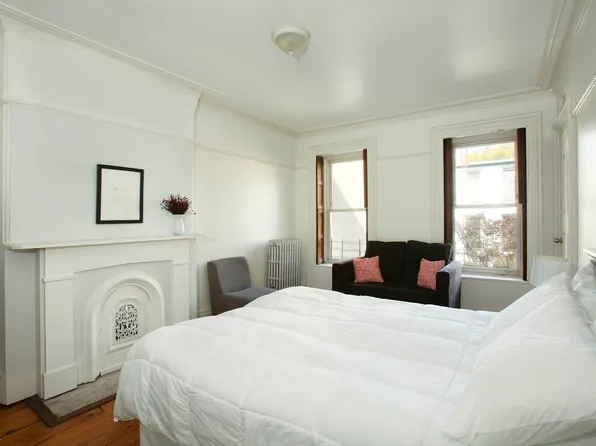 823 Union Street image 7 of 14