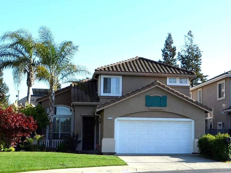 3775 Angus Way — Photo 1
