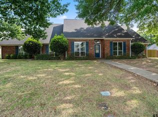 216 Turnberry Cir, Mount Pleasant, TX 75455
