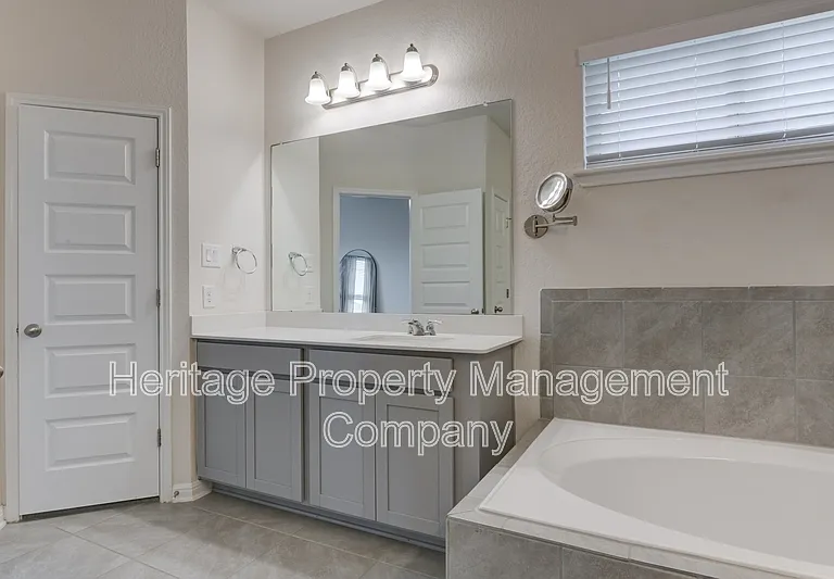 4807 Night Herder St — Photo 18