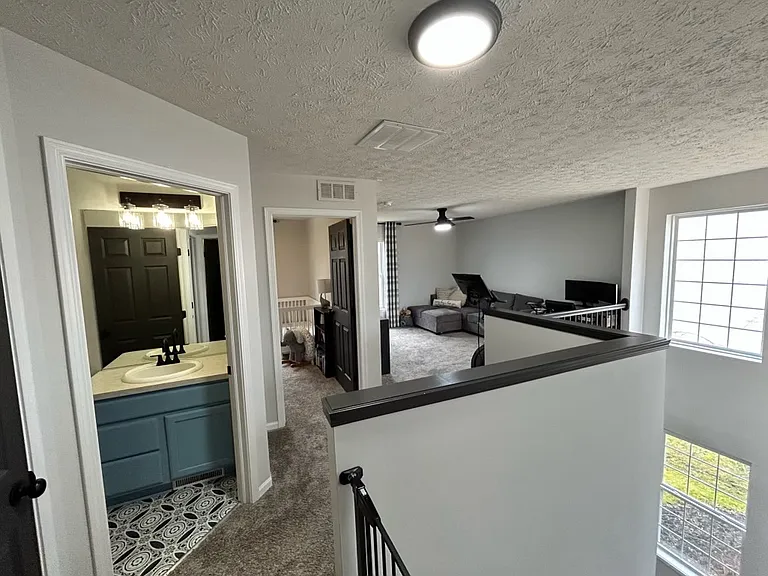 1197 N Yorkshire Dr — Photo 13