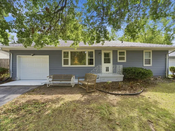 714 Lake Park Blvd, Muscatine, IA 52761