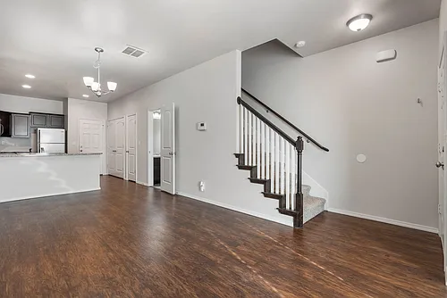 Pin Oak Townhomes Photo 1