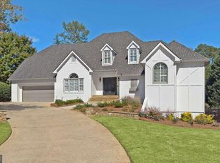 2860 Willow Green Ct, Roswell, GA 30076