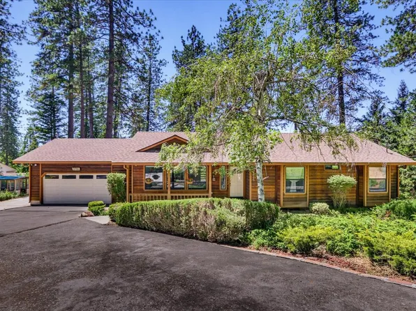 13022 Saint Gregory Pl, Grass Valley, CA 95949