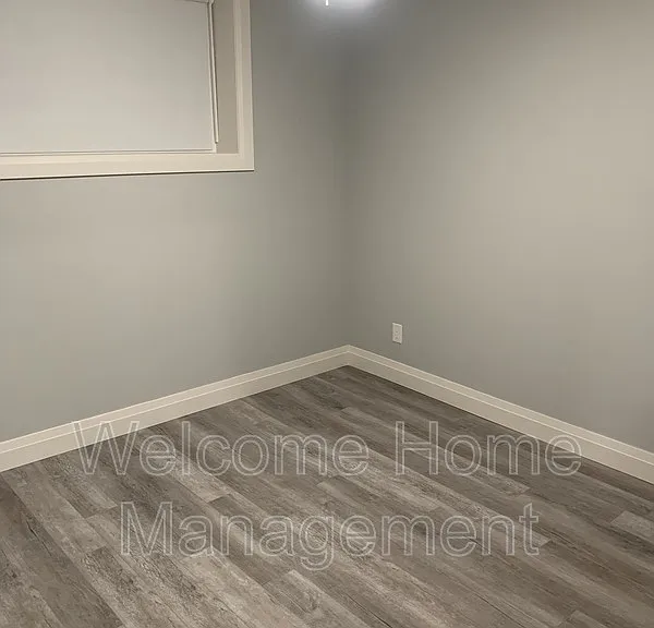 66 Juanita Dr #LOWER — Photo 5