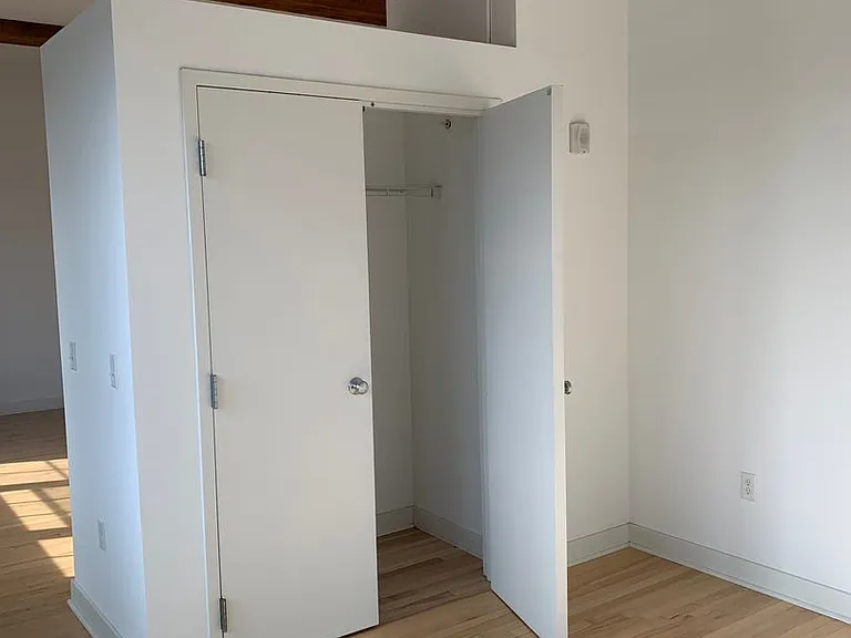 36 Cromwell St #208 — Photo 11