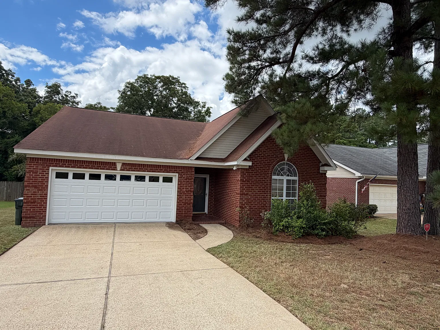 3 bed, 1720 sqft, $1,950 — Photo 2