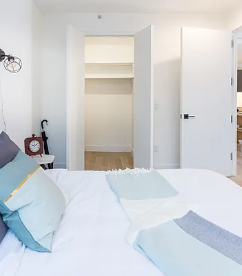 Rented by Carnegie Management Inc | media 34