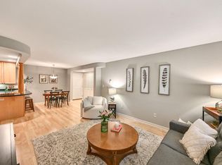 Courtyard Square Condominiums, Milwaukee, WI 53202