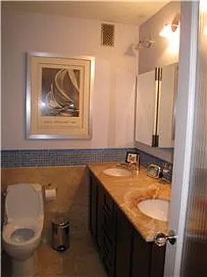 Rented by R New York | media 12