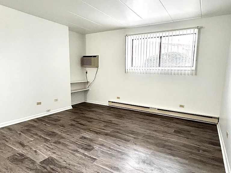 Camelot II Apartments, LLC — Photo 12