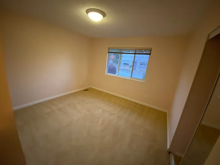 6368 Buckingham Dr — Photo 9