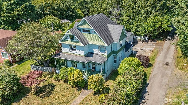 4th image of 516 Cedar Street