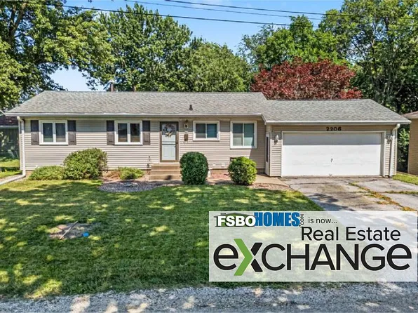 2206 5th St, East Moline, IL 61244