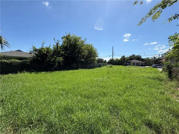 7721 Marquis St, New Orleans, LA 70128